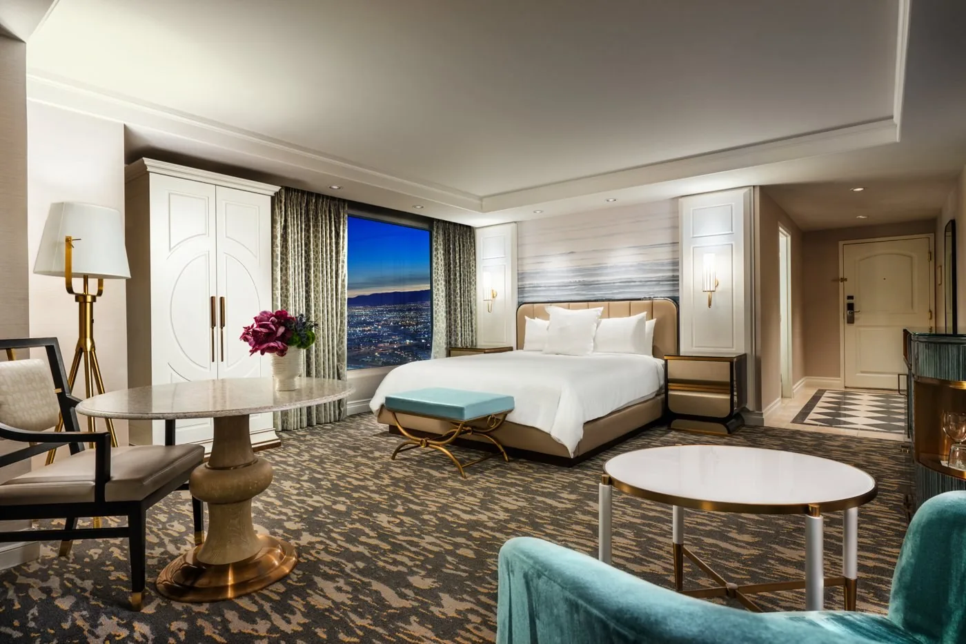 Penthouse Suite at Bellagio - Las Vegas - 2,000+ sq ft interior