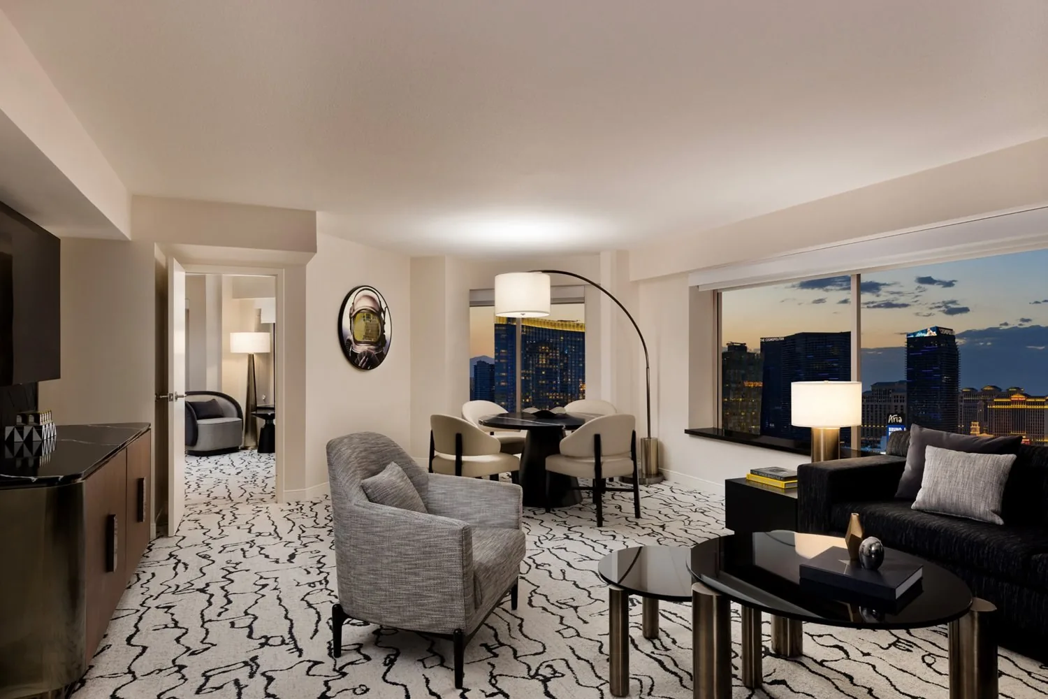 Mansion Villa at MGM Grand - Las Vegas - 2,400+ sq ft interior