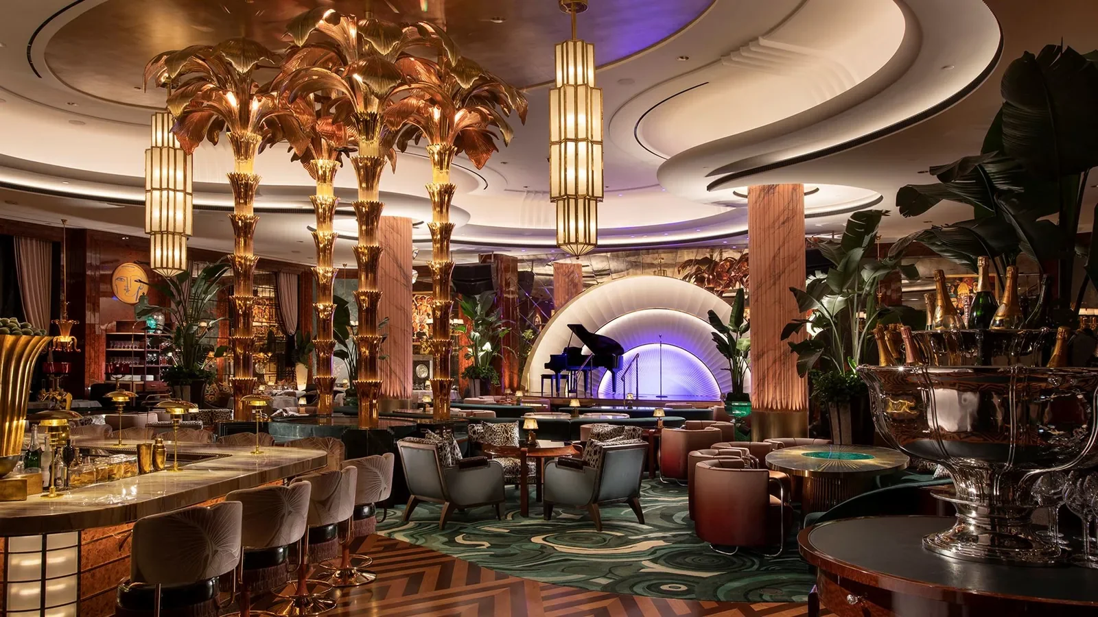 Delilah - Las Vegas - Supper club · 1950s glamour